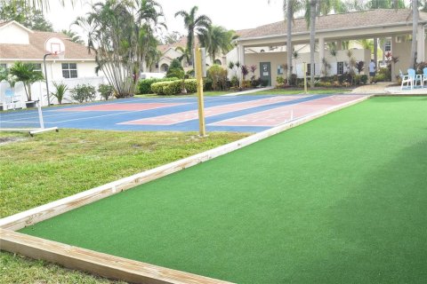 Condominio en alquiler en Sarasota, Florida, 2 dormitorios, 99.22 m2 № 682888 - foto 17