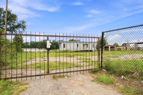 Propiedad comercial en venta en Tampa, Florida № 2322426 - foto 29