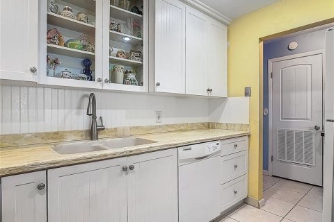 Купить кондоминиум в Ормонд-Бич, Флорида 5 комнат, 109.16м2, № 1662206 - фото 17