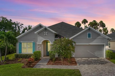 House in Palmetto, Florida 5 bedrooms, 257.43 sq.m. № 1894336 - photo 1