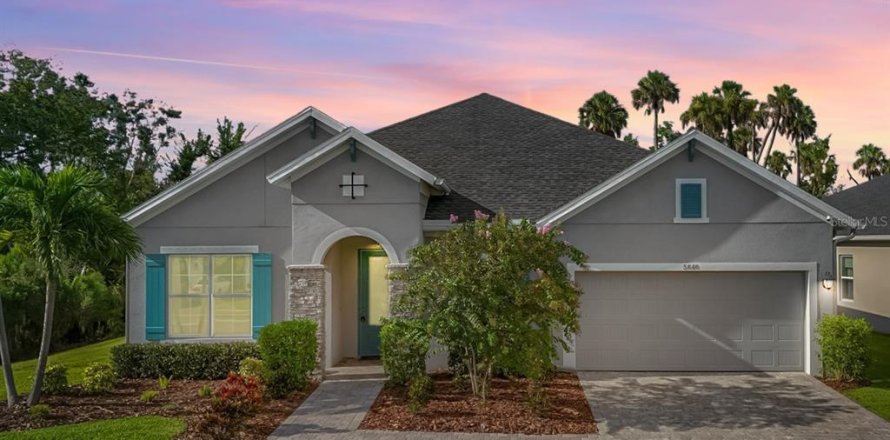 House in Palmetto, Florida 5 bedrooms, 257.43 sq.m. № 1894336