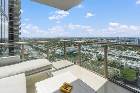 Condo in Bal Harbour, Florida, 2 bedrooms  № 1861812 - photo 3