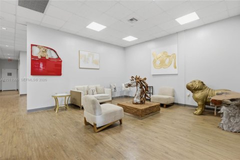 Commercial property in Sunrise, Florida № 2074504 - photo 5