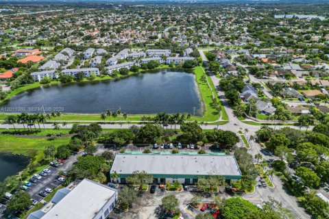 Commercial property in Sunrise, Florida № 2074504 - photo 27