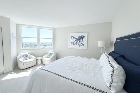Condominio en alquiler en Longboat Key, Florida, 2 dormitorios, 130.9 m2 № 2097383 - foto 26