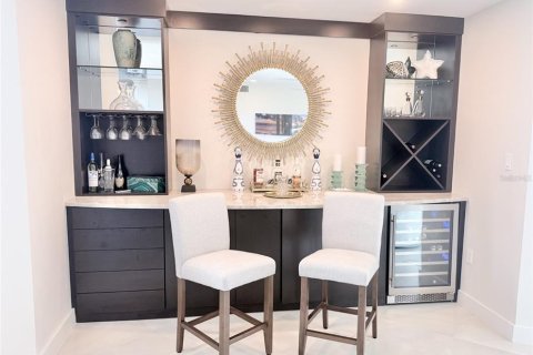 Condominio en alquiler en Longboat Key, Florida, 2 dormitorios, 130.9 m2 № 2097383 - foto 10
