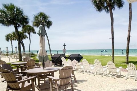 Condominio en alquiler en Longboat Key, Florida, 2 dormitorios, 130.9 m2 № 2097383 - foto 30