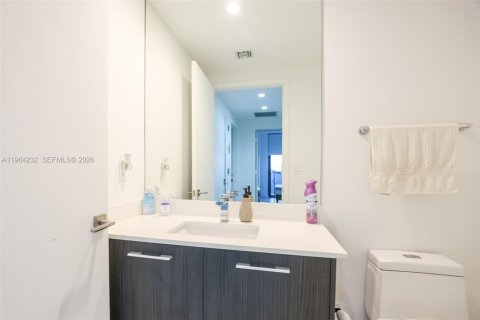 Copropriété à vendre à Miami, Floride: 3 chambres, 119.84 m2 № 2248013 - photo 27