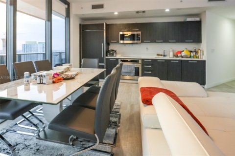 Copropriété à vendre à Miami, Floride: 3 chambres, 119.84 m2 № 2248013 - photo 20