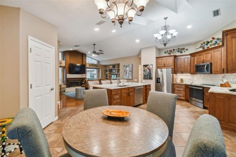 House in Wesley Chapel, Florida 4 bedrooms, 224.27 sq.m. № 1437335 - photo 9