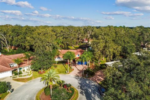 House in Wesley Chapel, Florida 4 bedrooms, 224.27 sq.m. № 1437335 - photo 3