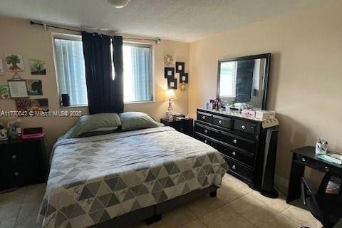 Condo in North Bay Village, Florida, 1 bedroom  № 1867758 - photo 8