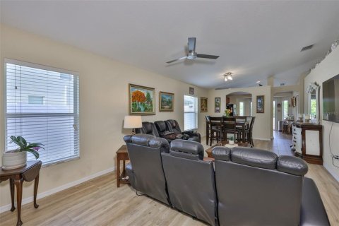 Casa en venta en Land O' Lakes, Florida, 3 dormitorios, 120.31 m2 № 1903775 - foto 21
