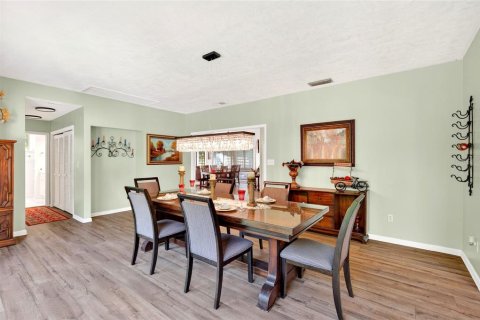 Casa en venta en Micanopy, Florida, 5 dormitorios, 455.87 m2 № 2195747 - foto 12