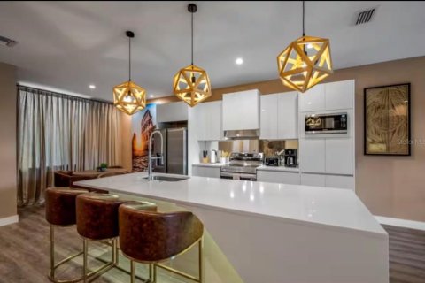 Adosado en venta en Kissimmee, Florida, 4 dormitorios, 214.79 m2 № 1801894 - foto 6