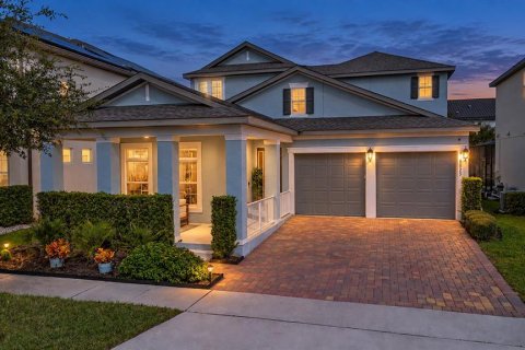 House in Winter Garden, Florida 5 bedrooms, 272.67 sq.m. № 2429456 - photo 8