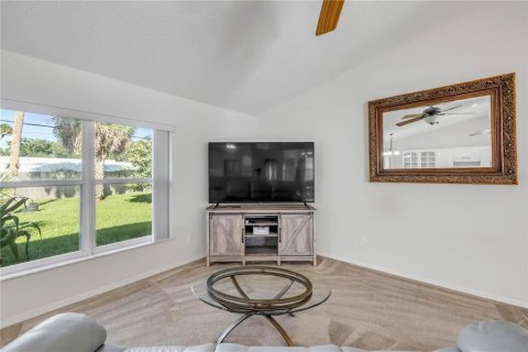 Casa en venta en Edgewater, Florida, 3 dormitorios, 133.59 m2 № 1883106 - foto 13