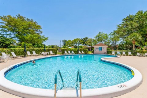 Copropriété à vendre à Delray Beach, Floride: 2 chambres, 98.48 m2 № 2077736 - photo 17