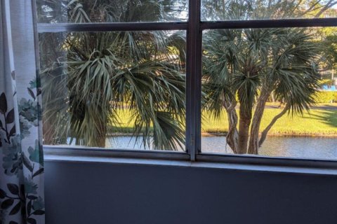 Copropriété à vendre à Delray Beach, Floride: 2 chambres, 98.48 m2 № 2077736 - photo 3