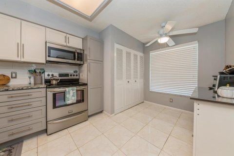 Copropriété à vendre à Delray Beach, Floride: 2 chambres, 98.48 m2 № 2077736 - photo 9