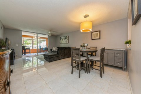 Copropriété à vendre à Delray Beach, Floride: 2 chambres, 98.48 m2 № 2077736 - photo 7