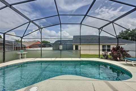 House in Haines City, Florida 4 bedrooms, 143.26 sq.m. № 1761883 - photo 20