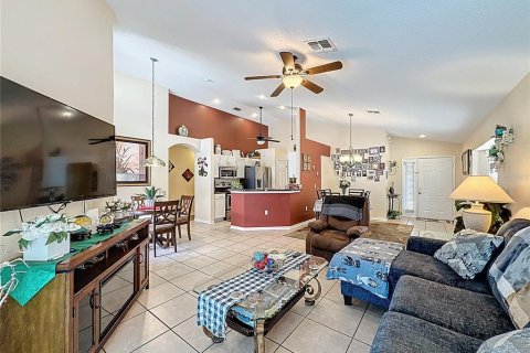 House in Haines City, Florida 4 bedrooms, 143.26 sq.m. № 1761883 - photo 18