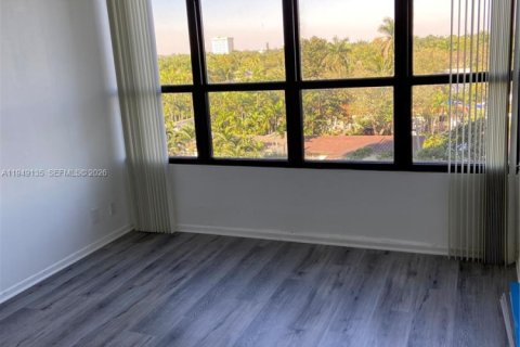 Снять в аренду кондоминиум в Майами, Флорида 2 спальни, 113.81м2, № 2004894 - фото 6