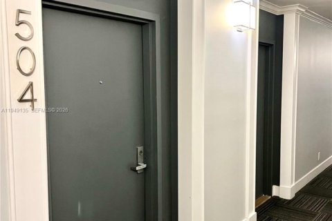 Снять в аренду кондоминиум в Майами, Флорида 2 спальни, 113.81м2, № 2004894 - фото 3