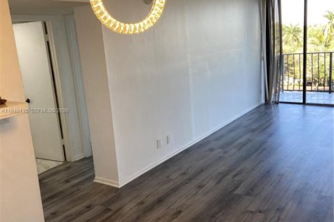 Снять в аренду кондоминиум в Майами, Флорида 2 спальни, 113.81м2, № 2004894 - фото 5