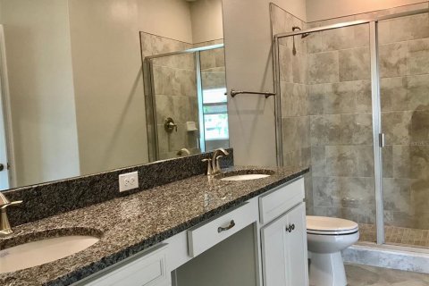 Townhouse in Lutz, Florida 3 bedrooms, 151.62 sq.m. № 2215524 - photo 14