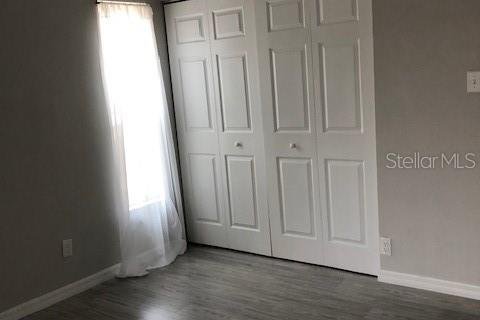 House in Palm Harbor, Florida 3 bedrooms, 118.17 sq.m. № 2221030 - photo 14