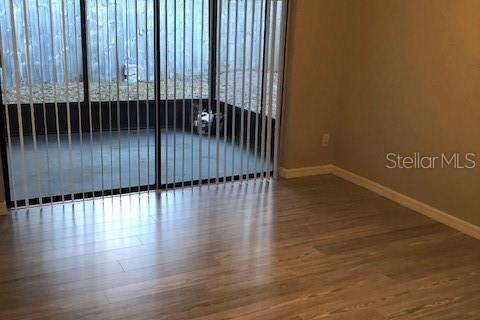 House in Palm Harbor, Florida 3 bedrooms, 118.17 sq.m. № 2221030 - photo 13