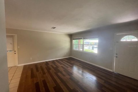 Casa en alquiler en Gainesville, Florida, 3 dormitorios, 122.72 m2 № 1912350 - foto 3