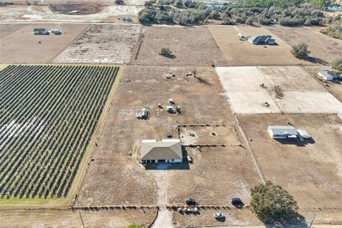 Casa en venta en Clermont, Florida, 3 dormitorios, 273.97 m2 № 2108976 - foto 4