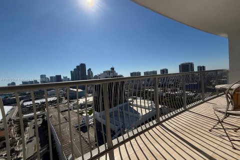 Appartement à louer à Miami, Floride: 1 chambre, 73.49 m2 № 1972374 - photo 3