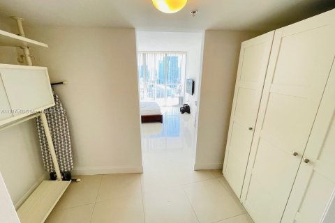 Appartement à louer à Miami, Floride: 1 chambre, 73.49 m2 № 1972374 - photo 23