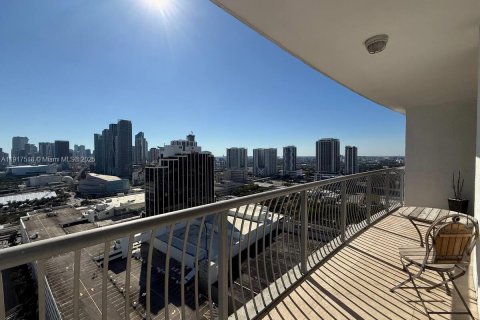 Apartment in Miami, Florida 1 bedroom, 73.49 sq.m. № 1972374
