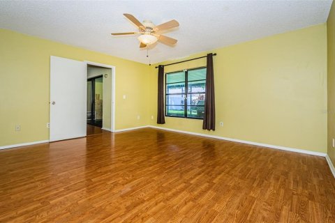 Villa ou maison à vendre à Tampa, Floride: 4 chambres, 193.33 m2 № 1905184 - photo 23