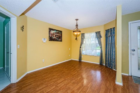 Villa ou maison à vendre à Tampa, Floride: 4 chambres, 193.33 m2 № 1905184 - photo 7