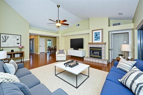 Villa ou maison à vendre à Tampa, Floride: 4 chambres, 193.33 m2 № 1905184 - photo 8