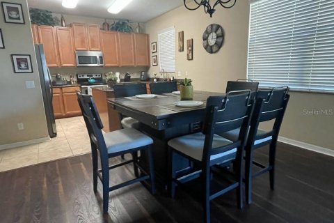 House in Wesley Chapel, Florida 4 bedrooms, 245.26 sq.m. № 1906996 - photo 13