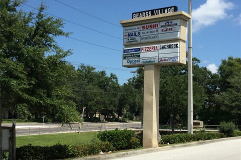 Propiedad comercial en alquiler en Tampa, Florida, 4259.57 m2 № 1615120 - foto 9