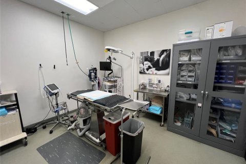 Propiedad comercial en alquiler en Tampa, Florida, 4259.57 m2 № 1615120 - foto 29