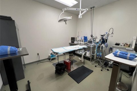 Propiedad comercial en alquiler en Tampa, Florida, 4259.57 m2 № 1615120 - foto 27