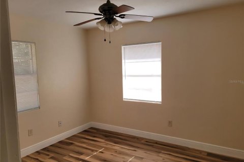 Villa ou maison à vendre à Lakeland, Floride: 4 chambres, 155.98 m2 № 2348291 - photo 8