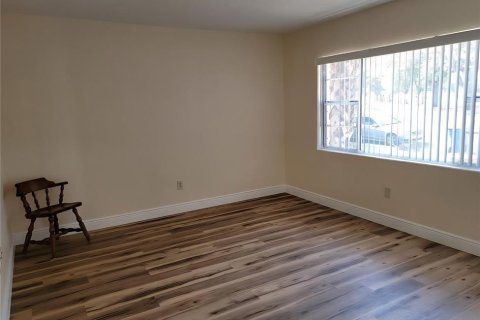Villa ou maison à vendre à Lakeland, Floride: 4 chambres, 155.98 m2 № 2348291 - photo 2