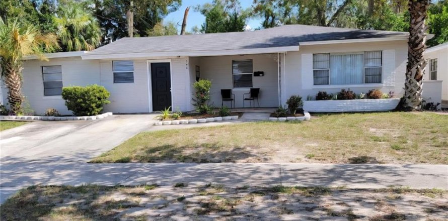 Villa ou maison à Lakeland, Floride 4 chambres, 155.98 m2 № 2348291