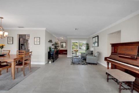 Villa ou maison à vendre à Fort Lauderdale, Floride: 3 chambres, 175.77 m2 № 2420844 - photo 7