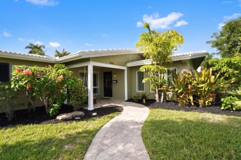 Villa ou maison à vendre à Fort Lauderdale, Floride: 3 chambres, 175.77 m2 № 2420844 - photo 2